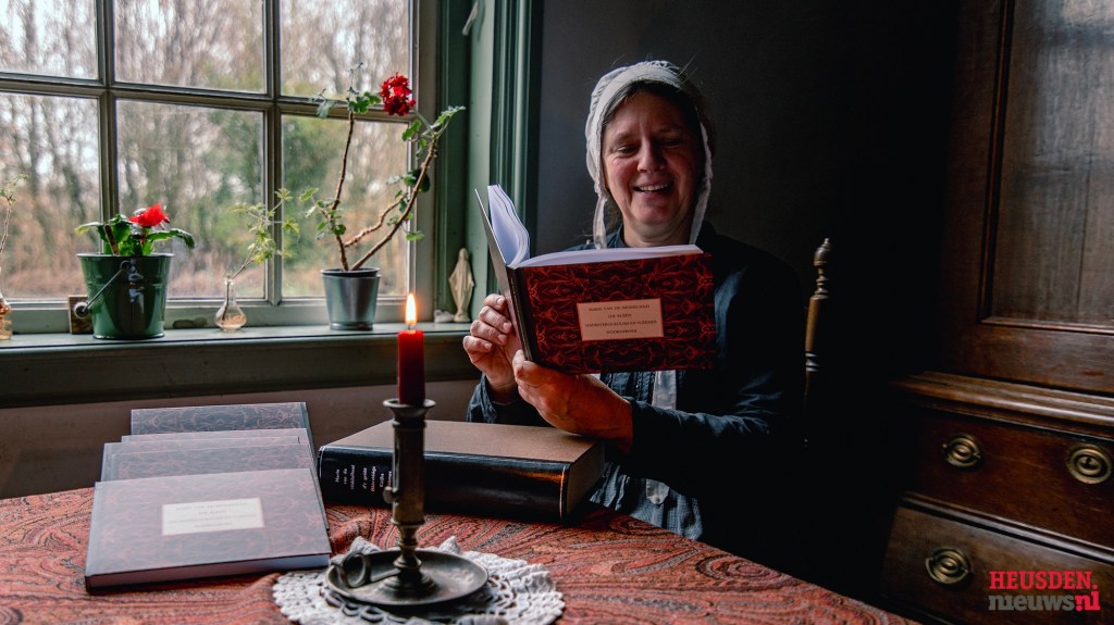 Nieuw: Klèèn Hàòrstéégs, Kùìjks en Vlèèmes&nbsp;woordeboek